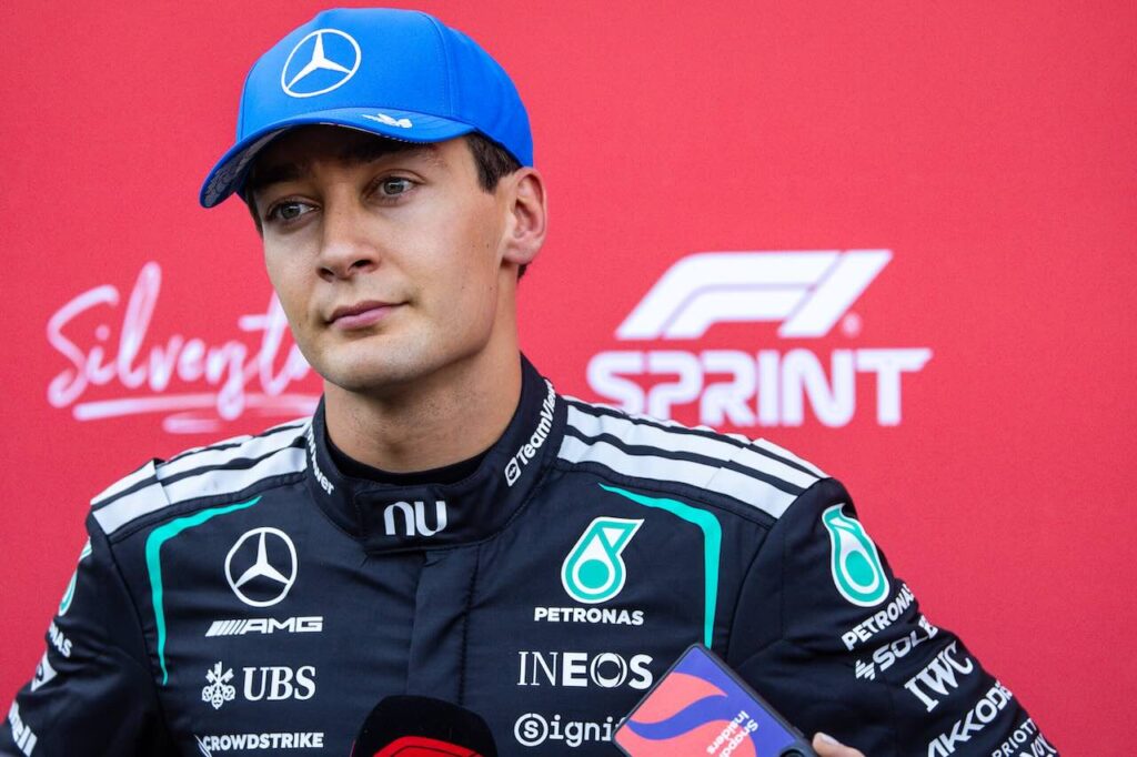 George Russell schlägt nach riesigem Rückstand auf Kimi Antonelli Alarm: „Wir verstehen es nicht“
