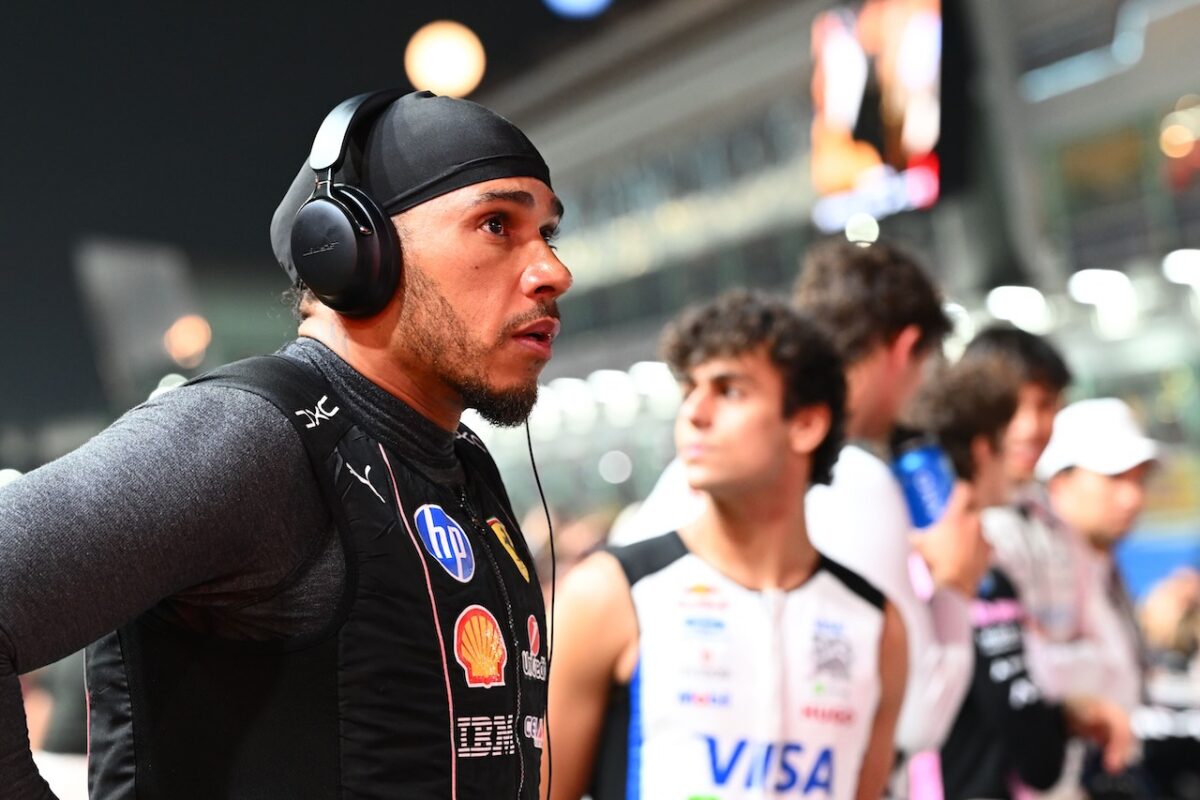 „Lewis Hamilton klopft bei Red Bull an: Sensationeller Wechsel bahnt sich an“